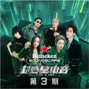 骚娘们扣屄自慰
