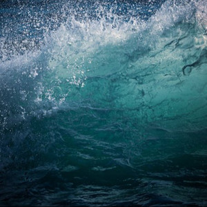 骚娘们扣屄自慰
